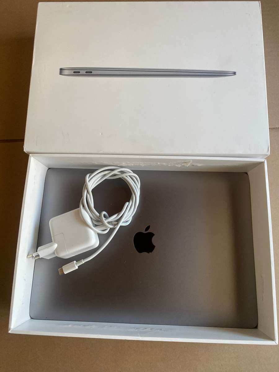 BOXED Mid 2019 Apple MacBook Air with 1.6GHz Intel Core i5 (13.3 inch, 8GB RAM, 128GB SSD